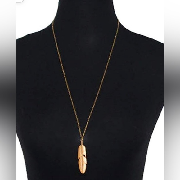 Boho Feather Pendant Necklace Chain Long Leaf Necklace for Fall - Picture 3 of 5